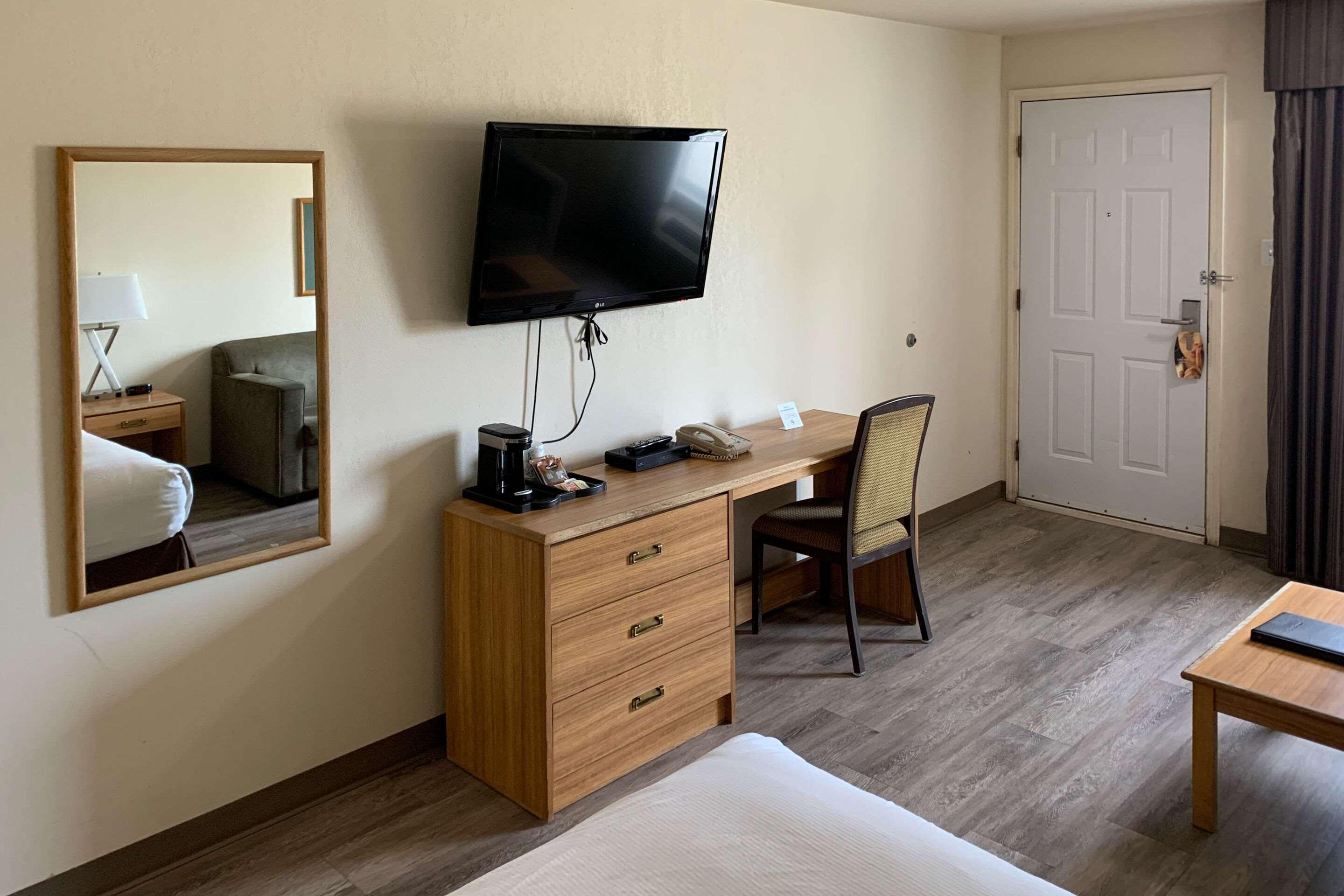 Rodeway Inn Алтуна Экстерьер фото