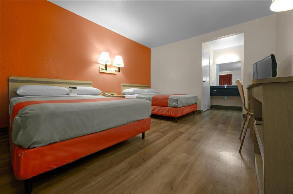 Rodeway Inn Алтуна Номер фото